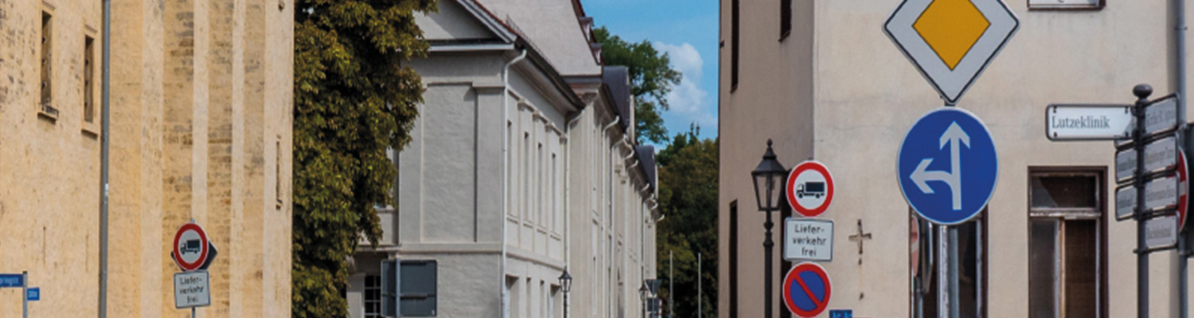 Vorfahrtsstraße