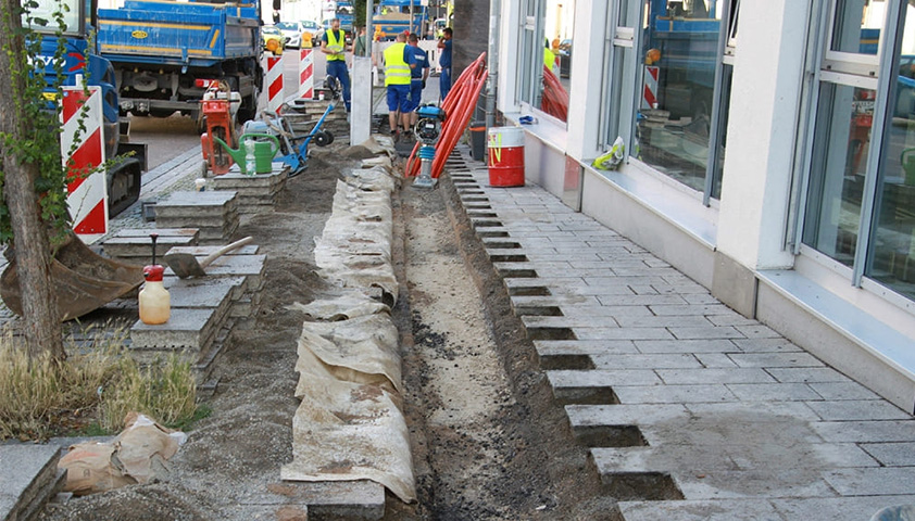 Bauarbeiten durch Glasfaserverlegung