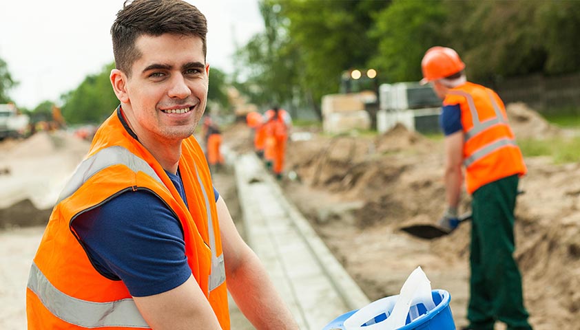 Bauarbeiter im Straßenbau
