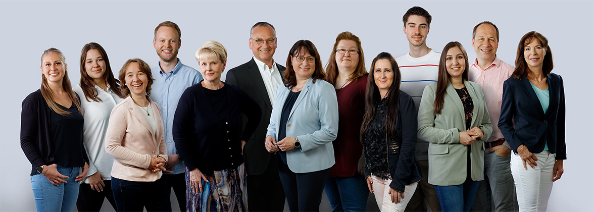 Gruppenfoto der Moravia-Akademie Mitarbeiter Die Moravia-Akademie im Gruppenbild