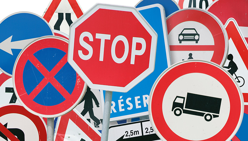 Verkehrszeichen und Verkehrseinrichtungen richtig planen und anbringen - Aktualisierung der HAV 2025